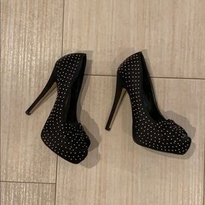 bebe black pumps with silver dot details